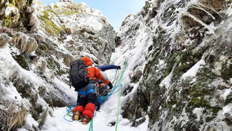 Alpinisme : Unité de formation « Neige » – 16 / 17 Janvier 2021 Au Lioran